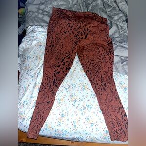 Lululemon Align Legging, 25”, size 14